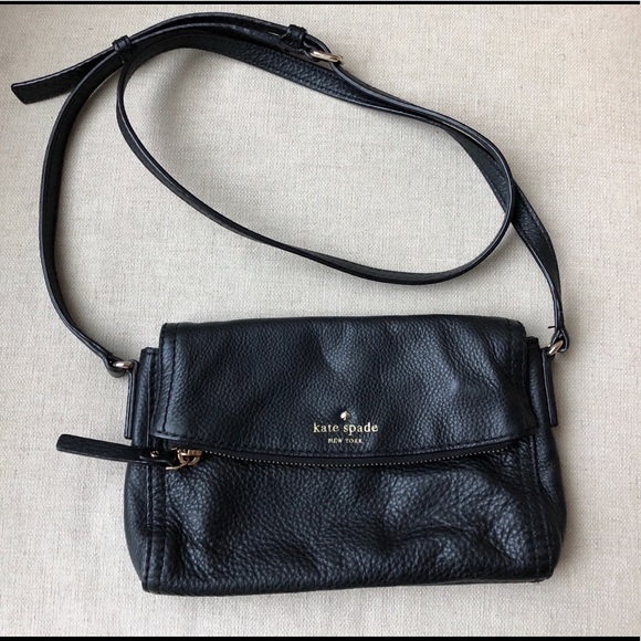 kate spade Handbags - Kate Spade Crossbody Bag